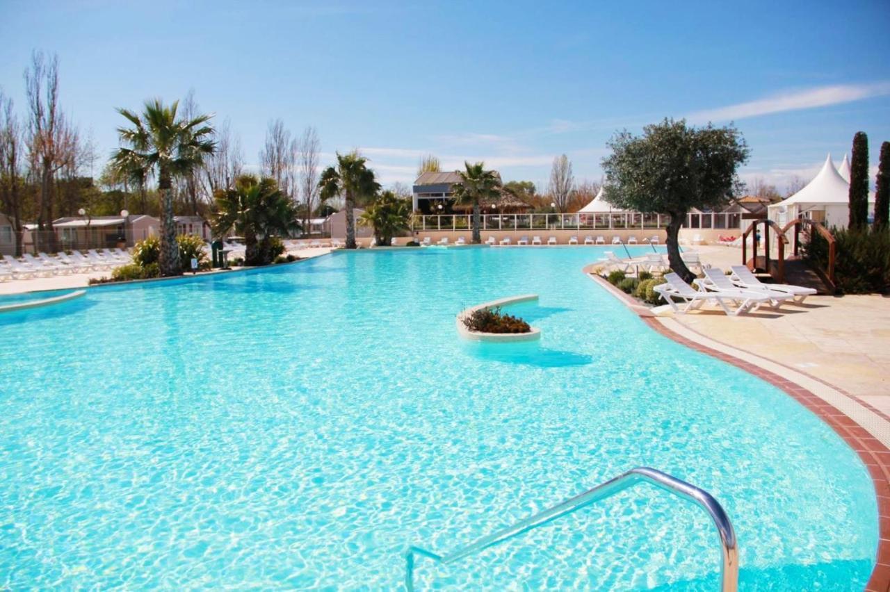 Mobil-Home VI 58 A Vias - La Carabasse - Camping Siblu Avec Piscine Exterior foto